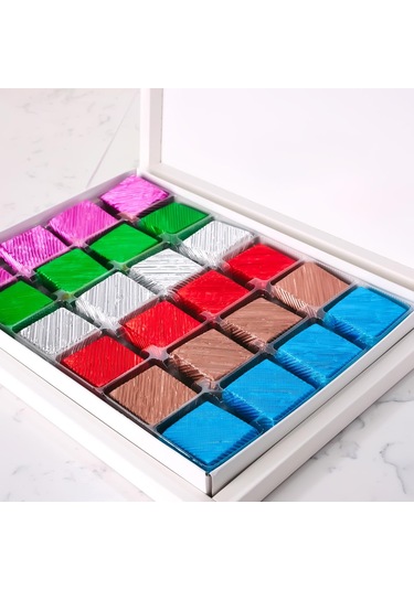 Nin Beyaz Kutu Lux İnce Kare Çikolata