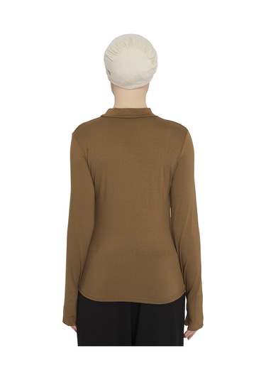 Kadın Organik Parmak Geçmeli Balıkçı Yakalı Body Açık Çikolata