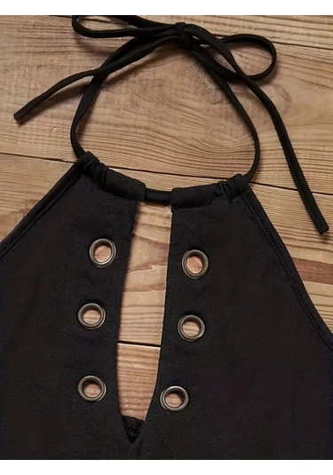 Leyla Sanat Sanata Yeni Bir Bakış Açısı Kadın Askılı Kuş Gözü Ve Dekolte Detay Boyundan Bağlamalı Viskon Bluz Siyah