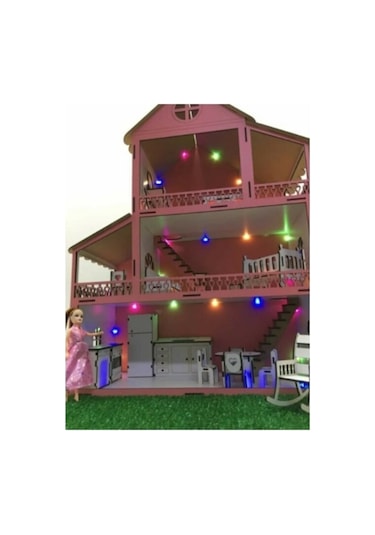 Ahşap 60 CM Bebekli Oyun Evi Işıklı Bahçeli Eşyalar Dahil Yapıştı