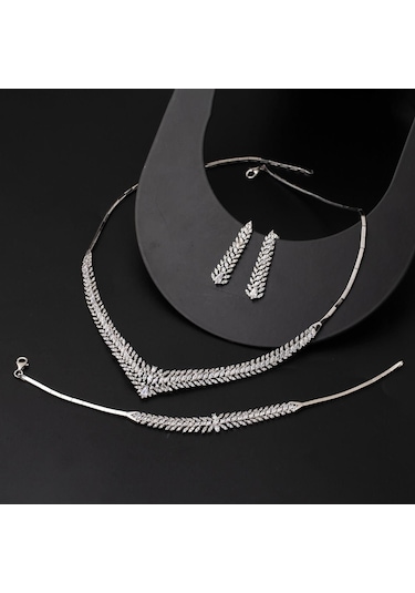 Lilyum Beyaz Altın Set 14 Ayar Stpj33607
