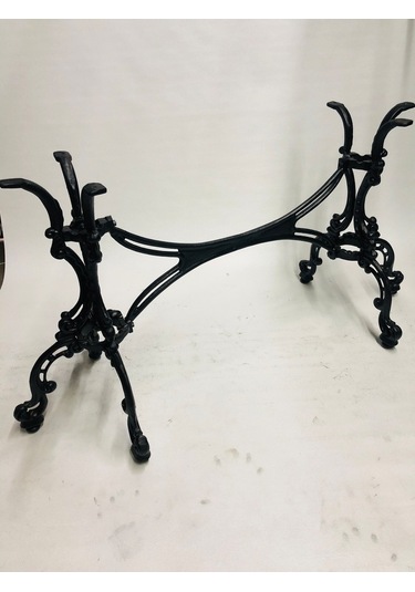 Aluminyumdokumcu Kavuslu Ara Bağlantılı Masa