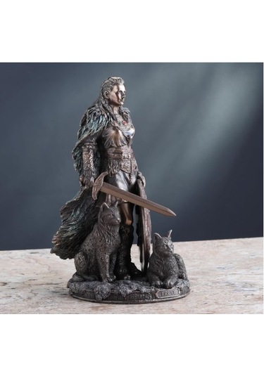 Veronese Design Freya Heykeli