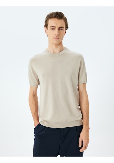 Koton Regular Fit Bisiklet Yaka Viskon Basic Kısa Kollu Triko Tişört Bej 5sam70022ht Ekru