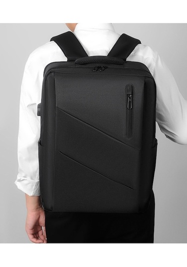 Novahub Sones Usb Şarjlı 17 Laptop Çanta, Su Geçirmez Siyah Siyah
