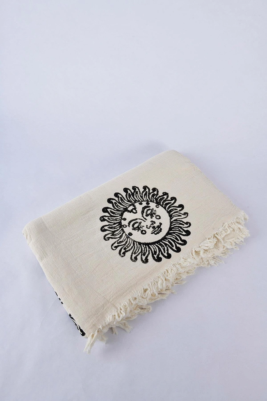 Brandsmithshop Black Sun Çok Amaçlı Örtü Çok Renkli