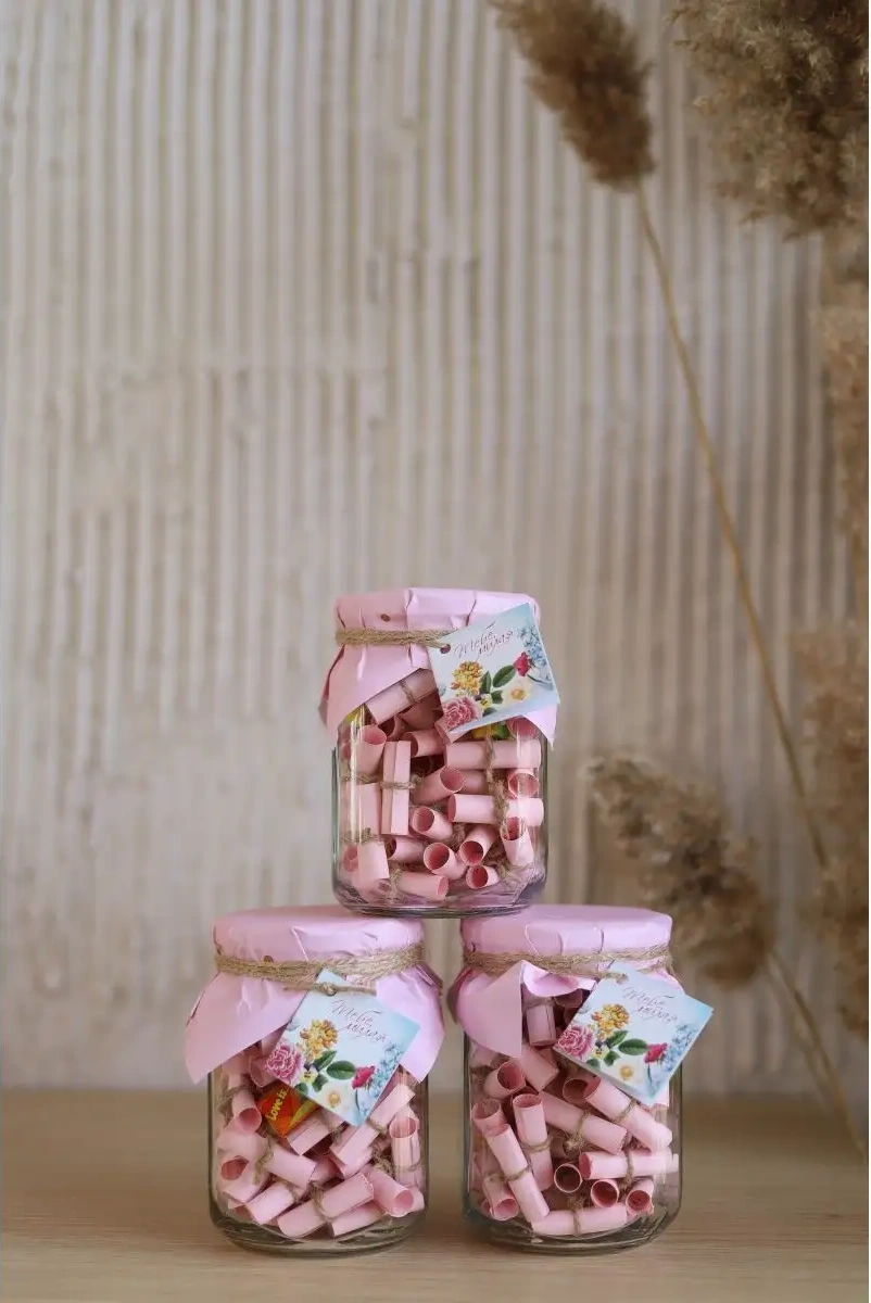 Loveboxcrimea 8 Mart'ta Sevgili Kız Kardeşiniz İçin Hediye Seti 153794821