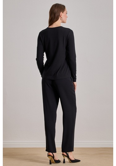 Düz Kesim Siyah Viskon Bluz Siyah