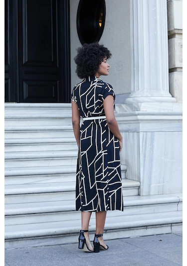 Kadın Desenli Yakalı Düşük Omuzlu Duble Kol Kemerli Midi Boy Elbise Deri Kemer Dahil -siyah Kareli Siyah Kareli Kadın Desenli Yakalı Düşük Omuzlu Duble Kol Kemerli Midi Boy Elbise Deri Kemer Dahil -siyah Kareli Siyah Kareli