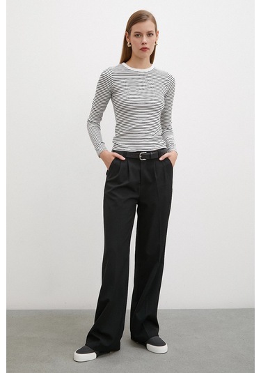 Bisiklet Yaka Çizgili Bluz Beyaz Beyaz