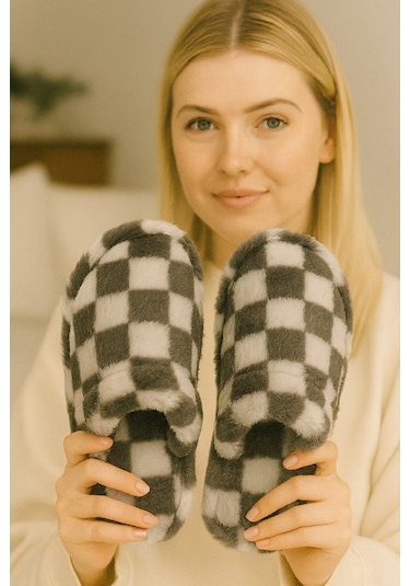 3'lü Paket Kareli Kapalı Kadın Terlik Ev Terliği Paket Ürün