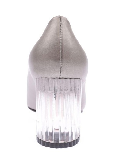Dgn 745 Kadın Sivri Burun Sim Tokalı Şeffaf Topuklu Ayakkabı 745-1510-R1385 Platin