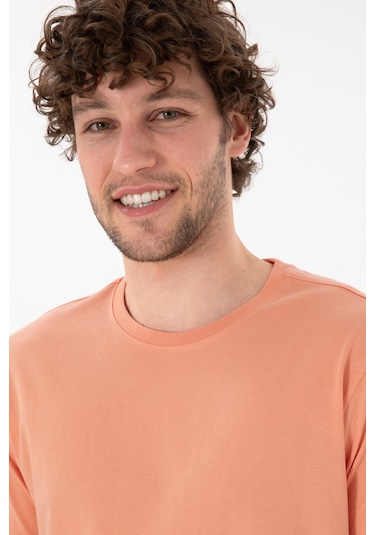 U.S. Polo Assn. Erkek Regular Fit Bisiklet Yaka Somon Basic Tişört 50305985-VR047 U.S. Polo Assn. Erkek Regular Fit Bisiklet Yaka Somon Basic Tişört 50305985-VR047