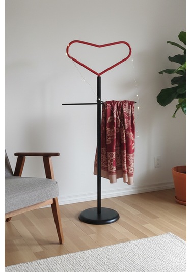 Rosaline Metal Kalp Figürlü Dilsiz Uşak - 45x115 Cm Elektrostatik Fırın Boyalı Siyah/kırmızı