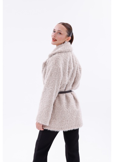 Kemer Detaylı-astarlı-düğmeli Kadın Kaban Bej