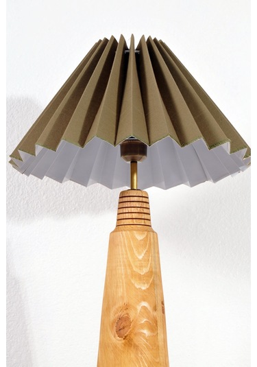 El Yapımı Ahşap Pileli Masa Lambası Abajur Haki Yükseklik 66 Yeşil