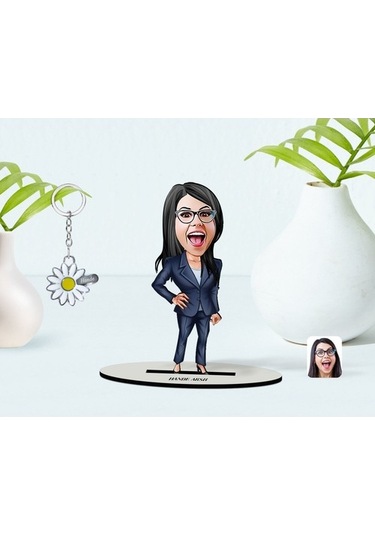 Kişiye Özel Kadın Patron Karikatürlü 3D Ahşap Biblo Ve Isimli Sil (473566802)