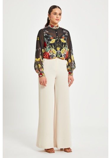 Yüksek Yaka Düğmeli Volan Kol Gömlek Çiçek Desenli, Şifon Dokulu, Günlük Ve Zarif Kullanıma Uygun Siyah