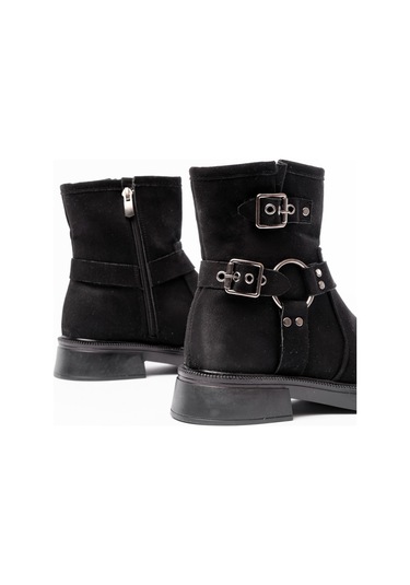 02-2013 Siyah Süet Toka Aksesuarlı Fermuarlı Günlük Kadın Bot Beyaz