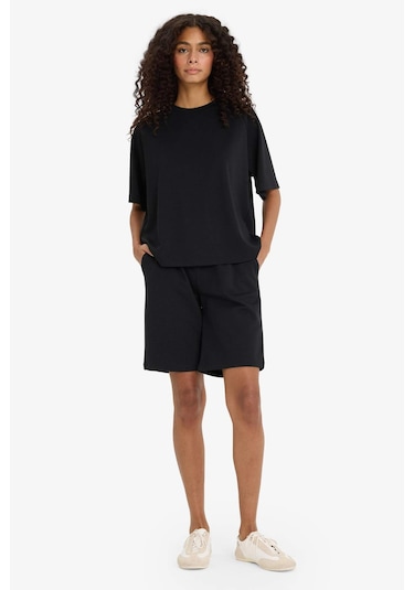 Defacto Regular Fit Normal Bel Düz Paça İnce Bermuda Şort W9369az25aubk81 Siyah Defacto Regular Fit Normal Bel Düz Paça İnce Bermuda Şort W9369az25aubk81 Siyah