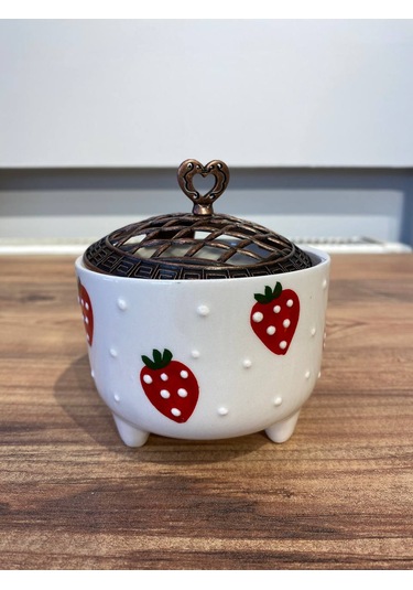 Çilek Desenli El Yapımı Seramik Fincan, Kupa Seti Ve Şekerlik