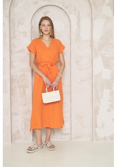 Kadın %100 Müslin Pamuk Yırtmaçlı Kruvaze Beli Kuşaklı Salaş Uzun Günlük Elbise 3612330 Turuncu