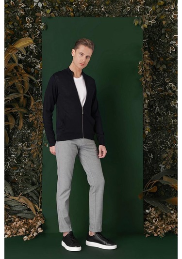 Tr 860 Slim Fit Lacivert Klasik Triko Lacivert