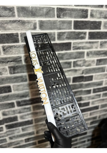 3d Louis Uzun Pleksi Plakalık