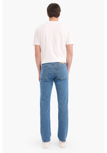 Defacto Sergio Regular Fit Normal Kalıp Normal Bel Boru Paça Jean Pantolon E7277ax25smnm28 Mavi Defacto Sergio Regular Fit Normal Kalıp Normal Bel Boru Paça Jean Pantolon E7277ax25smnm28 Mavi