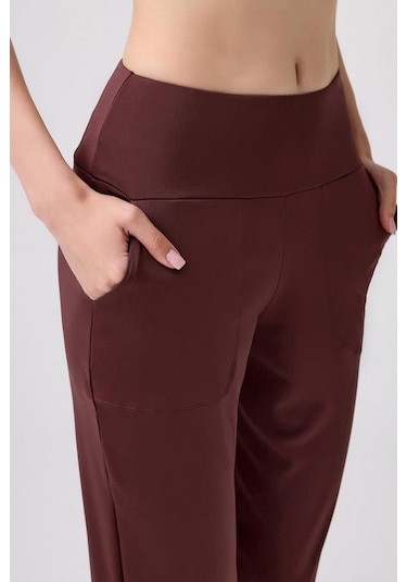 Cottonhill Kahverengi Yüksek Bel Çift Cepli Kadın Jogger Eşofman Altı Kahverengi Cottonhill Kahverengi Yüksek Bel Çift Cepli Kadın Jogger Eşofman Altı Kahverengi