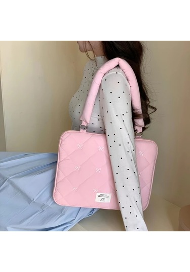 Fochsia Kore Tarzı Pembe Laptop Çantası 33.02-35.56cm Macbook Uyumlu Nakışlı Pembe