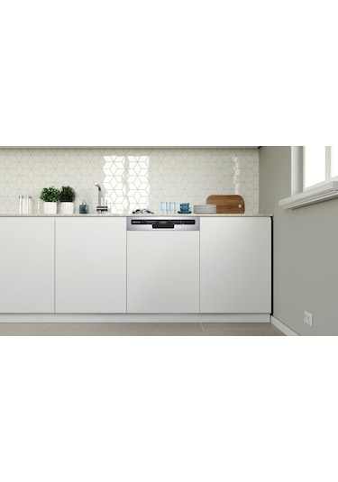 Profilo BMA4451E3 D Enerji Sınıfı 5 Programlı Yarı Ankastre 13 Kişilik Bulaşık Makinesi