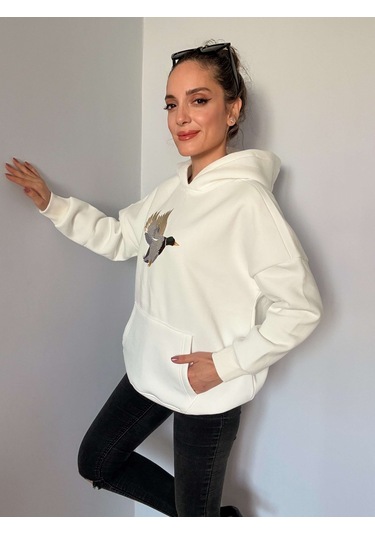 Ali Butik Beyaz Önü Nakış İşleme Şardonlu Sweatshirt Beyaz