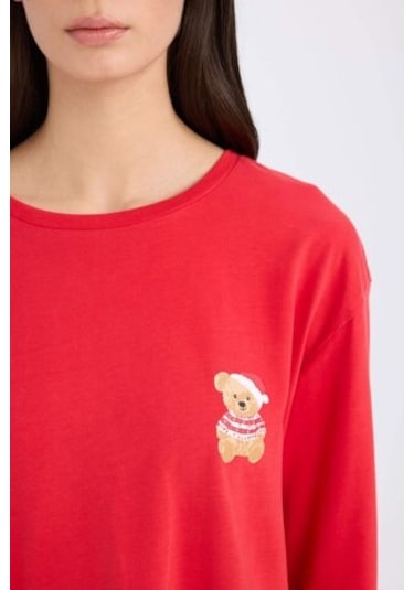 Defacto Fall İn Love Yılbaşı Temalı Pijama Takımı Uzun Kollu Üst Esnek Belli Uzun Alt D2290ax24wnrd59 Kırmızı Defacto Fall İn Love Yılbaşı Temalı Pijama Takımı Uzun Kollu Üst Esnek Belli Uzun Alt D2290ax24wnrd59 Kırmızı