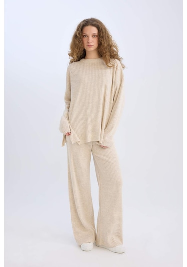 DeFacto Relax Fit Bisiklet Yaka Uzun Kollu Üst Beli Lastikli Uzun Alt D5232AXNSER105