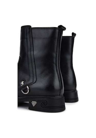 Tamer Tanca Kadın Hakiki Deri Siyah Deri Topuklu Bot 1065 3450 Bn Bot Sk25-26 Sıyah Dr Siyah