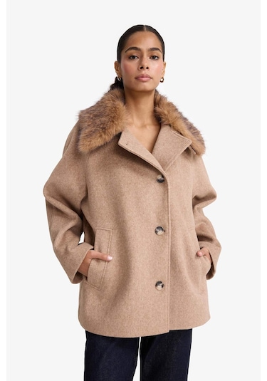 Defacto Çıkarılabilir Suni Kürk Yaka Regular Fit Düğmeli Kaşe Kaban F1218ax25wnbg501 Bej-bg501