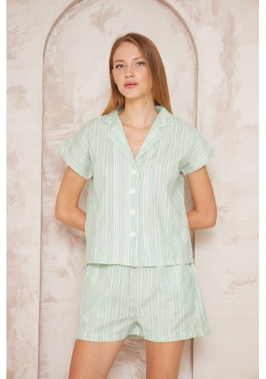 Kadın Özel Kumaş Ceket Yaka Beli Lastikli Kısa Kol Gömlek Cepli Şort Takım 3625290 Yeşil - Beyaz