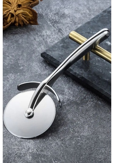 Paslanmaz Çelik Pizza Kesici Döner Bıçaklı Pratik Ergonomik Mutfak Aparatı Çelik