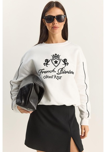 Shade Kadın Bisiklet Yaka Nakış İşlemeli Üç İplik Şardonlu Sweatshirt 60601049 - Ekru
