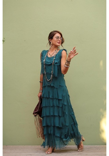 Italyan 2 Beden İnce Gösteren Kat Kat Kolsuz Ipek Elbise Zümrüt Yeşili