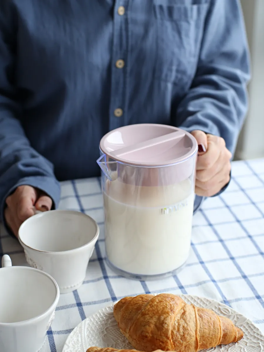 Pıta Kapaklı Su Ve İçecek Çanakları Ve Sürahileri 1.4l 277518317