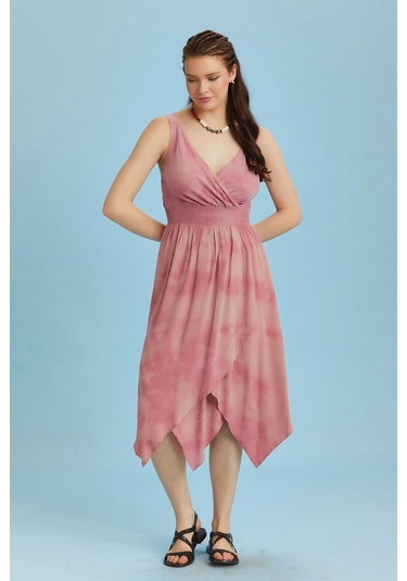 Kruvaze Yaka Etek Katlı Bohem Şık Batik Elbise 001