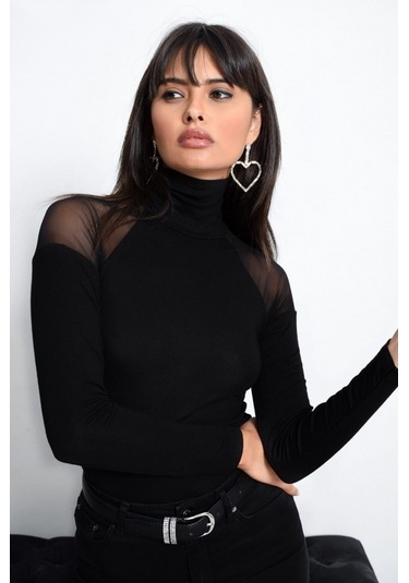 Kadın Omuzları Tül Balıkçı Yaka Viskon Kumaş Bluz Siyah