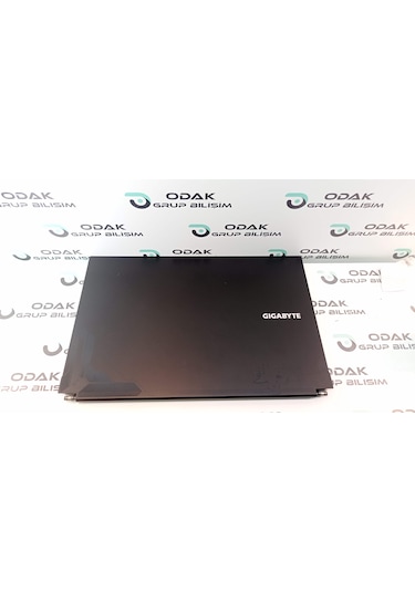 Gigabyte G6x 9kg Mat Ekran Set 16:inç 1920x1200 165hz