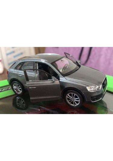 Oyuncak Model Metal Araba 1/36 Çek Bırak Gri Audi Q3 Jeep