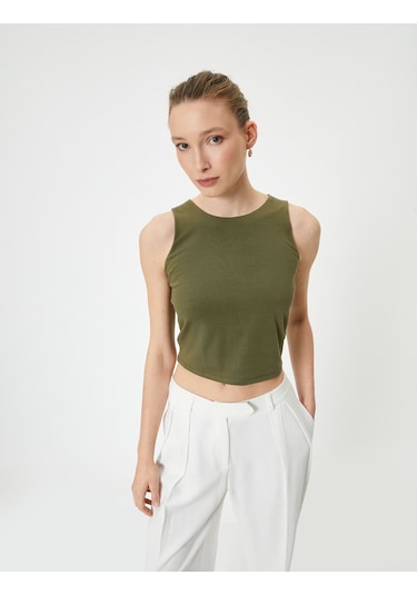 Koton Crop Atlet Basic Bisiklet Yaka Pamuklu Standart Kesim Haki 4sak10102ek Haki
