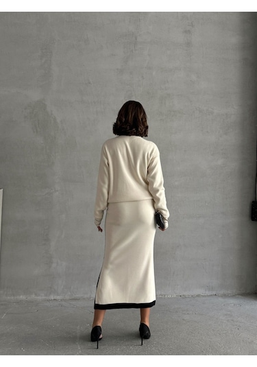 Kadın Bebe Yaka Triko Takım Ekru