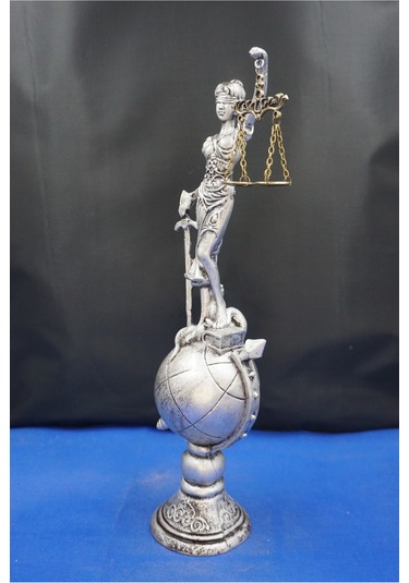 Themis Adalet Terazisi Heykeli 35 Cm Dekoratif Ev & Ofis Biblosu Gümüş