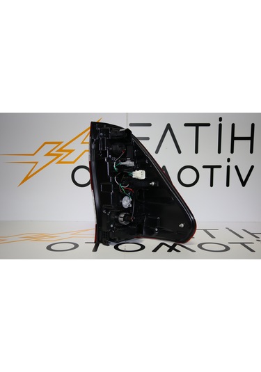 Toyota Hilux 20/21 Sol Stop Lambası L